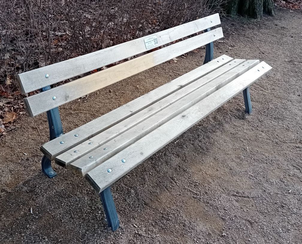 Bank im Clara-Park